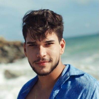 hebertryann_'s profile picture. Escrevo o que eu penso e as vezes o que tá acontecendo, apenas isso!