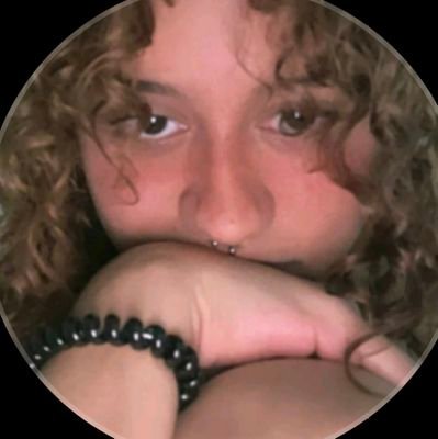 anaaamtz_'s profile picture. 