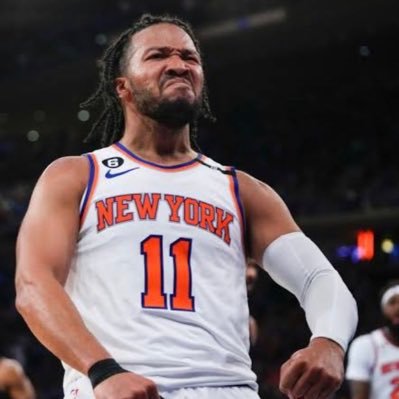 hyattwatcher's profile picture. got out of bed alone