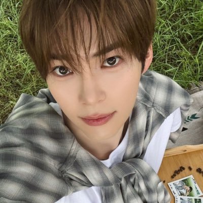 lNNIEBLOOM's profile picture. #1 take my hand enthusiast & skzbaseone lover ❤︎