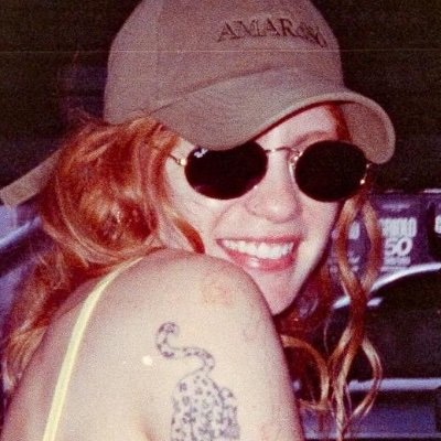 jeonbiazin's profile picture. 