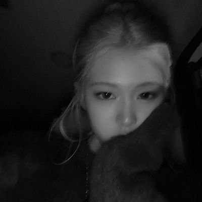cutieyoonjiyoon's profile picture. ⁺₊໑ all about #윤지윤 °𐙚⋆˚