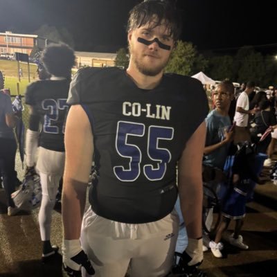 DevanDrennan's profile picture. CLCC | All OL Positions | 6’4 | 290 | NCAA ID# 2401205334