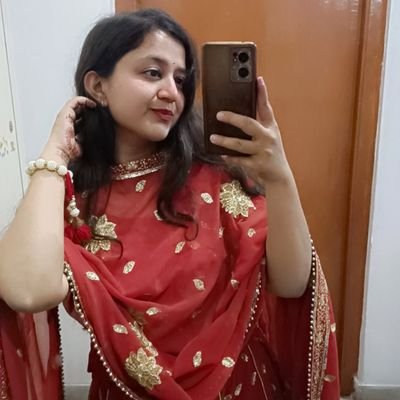 aesthetic_flaws's profile picture. searching for my audience, on twitter, and in real life.
PhD scholar