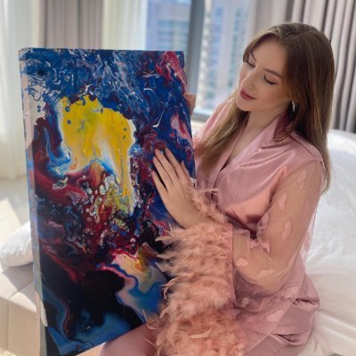 MilanToUSA's profile picture. Charts by day , squats by night  building beauty and balance through fashion, while nurturing my love for investing
America First 🇺🇸