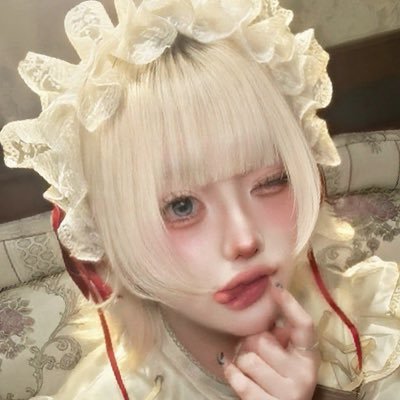 penchan_dazo's profile picture. 𝔽𝕣𝕠𝕞 ℕ𝕠𝕧𝕖𝕞𝕓𝕖𝕣 ➯ @Rozengarden_bb〖歌舞伎〗 𓂃🥀𓈒𓏸 方言でちゃって”ごぺんなさい”福岡県産.ᐣ癒し系ペンギンさんです❄︎.* #コスプレ #同人声優 #ASMRist やってます.ᐟ.ᐟ 𝕒𝕔𝕔𝕠𝕦𝕟𝕥【@penpen_penguiin】