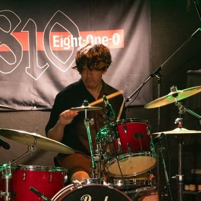 yorke_kidA's profile picture. ドラムとゲーム。beatmania IIDX極中伝、発四、sl5。Radiohead, the cabs, toeを崇拝。ゲーム音楽も大好き。the cabsのコピバン(@cabosthe)ライブのお誘いお気軽に！YouTubeあります(主にドラム動画)5児の父、TOEIC800(対策、留学無し)CPC所属