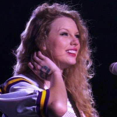 wlweedlor's profile picture. november flush and your flannel cure  ღ | terfs, zionists, -phobes, and antigaylors dni