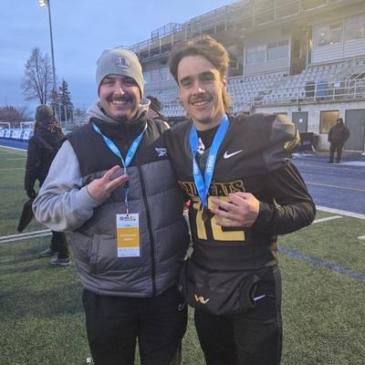 WillJulien97's profile picture. HC et OC des Barons de St-Bruno dans LFMM (Bantam)

Collaborateur 🏈 collégial pour le Bulletin Sportif. 

Ancien de CKVL et du 92,9 Country Pop🎙