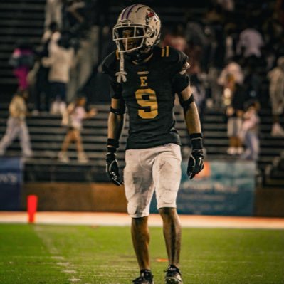 MyronWilhike9's profile picture. #5042844572 /hybrid/Ss /🦅 3.00 gpa 5,9 178 C/O 2026 /amateur boxer🥊 /track/ pole vault -Warren Easton Charter highschool /2 🅾️’s HC:@jerryphillips30