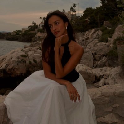 Sportleux's profile picture. 𓍯 𝘙𝘐𝘕𝘈𝘓𝘋𝘐 𝘋𝘠𝘕𝘈𝘚𝘛𝘠🪡 ˖° 𝘏𝘪𝘴𝘵𝘰𝘳𝘺 𝘰𝘧 𝘈𝘳𝘵 ♜ 𝘐𝘵𝘢𝘭𝘪𝘢𝘯 𝘮𝘰𝘥𝘦𝘭 ⋆.˚🦋༘⋆ 𝘗𝘳𝘦𝘵𝘵𝘪𝘦𝘴𝘵 𝘎𝘪𝘳𝘭 ──★˙🍓̟!!