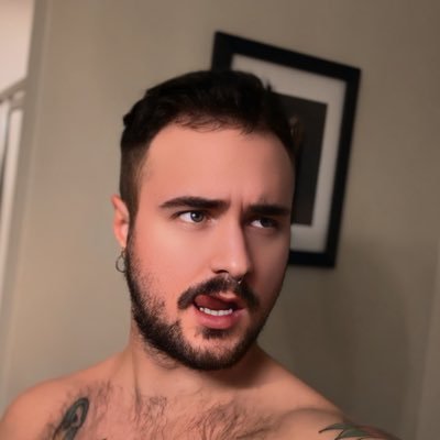 AshtonMadd53591's profile picture. I’m a country boy looking to get down and dirty 18+ 😈