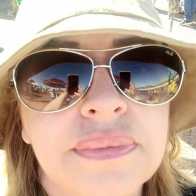 SuzanaR29300794's profile picture. Super Patriota 🇧🇷 🇮🇱 
🚫PETISTA XÔ🚫PORNÔ🚫DM
💍 Comprometida.
Debaixo de Tuas asas é meu abrigo,  meu lugar secreto. E Tua presença é o meu prazer!