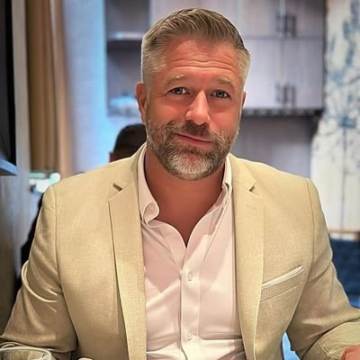 premiumiptv4k8k's profile picture. 