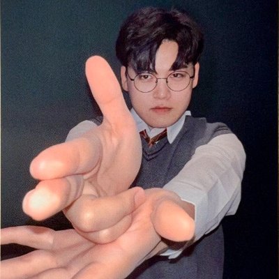 gumayusiverse's profile picture. for @gumayusi_min and @faker┃#GUMAYUSI #GUMAYUSIWIN 🐻