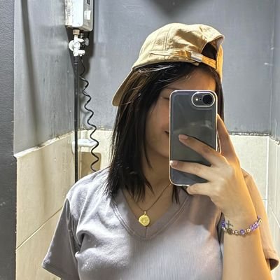 yk_mahfwr's profile picture. 