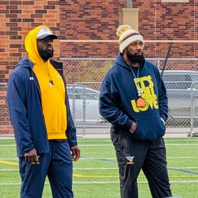 _CoachEmbry's profile picture. #SelfMotivator #LifeMotivator, raised Paris,TX. #PhiBetaSigmaInc.🤘🏾SAGU ALUM🏈