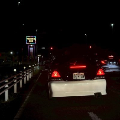 s____llo's profile picture. どうも、172cmセコム顔の女です