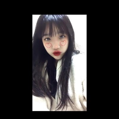 JacobsonZe38870's profile picture. 都看了 還不追蹤嗎(o^^o)私訊我呀💗 有賣好看的 色色影片🤭 也歡迎互推唷