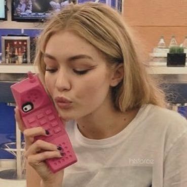 hiddleshkspeare's profile picture. here to objectify men