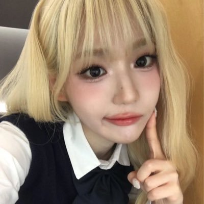 twotenzs's profile picture. #1 twotenz thinker 💭💌
id viktune