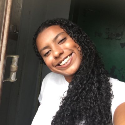 mayrapires23's profile picture. 