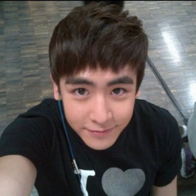 shizhipangju's profile picture. 