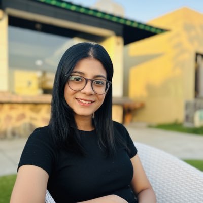 IpshitaChatter2's profile picture. Design Engineer | Product at JP Morgan Chase! ✨
I talk about design + code, books and games 👾