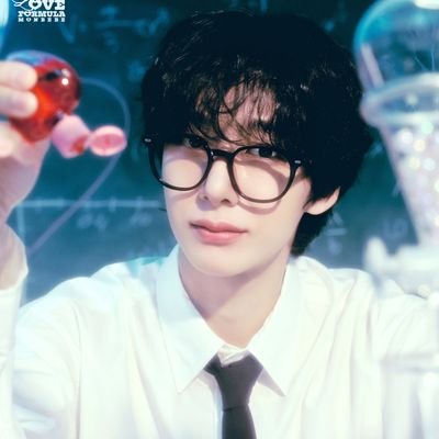 c_940115's profile picture. 💚
my diary_8n_
내향인🫣