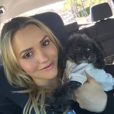 BucaryLayla's profile picture. Soft-hearted, genuine, and ready to meet someone who appreciates the little things. Here for love, friendship, and meaningful connections✨😊