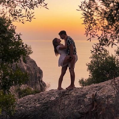 Leanalorenzo_'s profile picture. Léana & Lorenzo Desmonts 💍✨ | Resident DJs Europa–Südamerika–USA–Kanada–Dubai 🎧 | 18 & 20 | UCPA Lyon | Reisen ✈️ | Gründer von MYM & OF