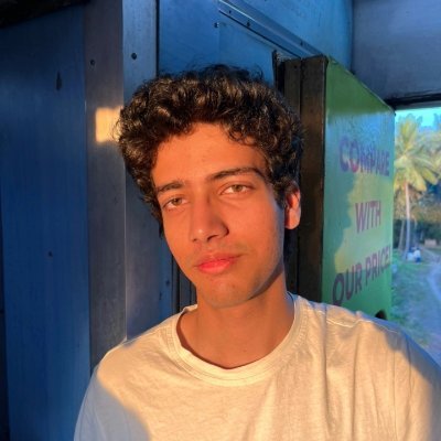 SharanNilay's profile picture. ex @cdacindia, ex @thelesscompany, ex AppreciateWealth 
Vibe coding is obsolete, real ones aura code.