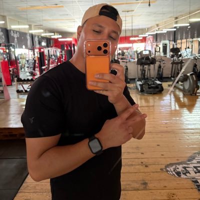 HectorRubioRod's profile picture. Nurse boy 🍃