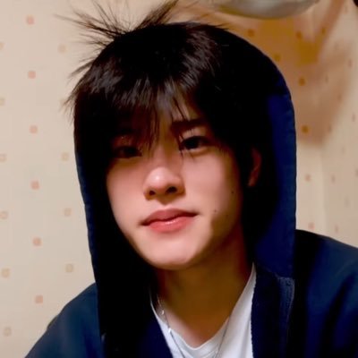 nnisqw's profile picture. 