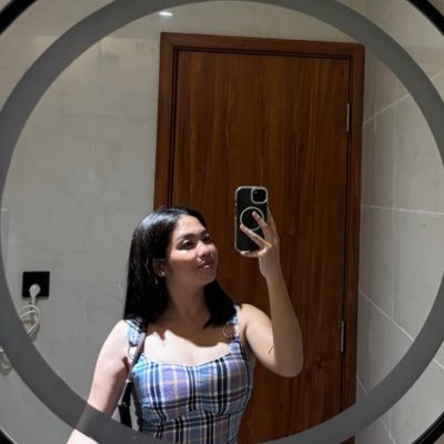 frnndzmin's profile picture. 