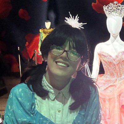 AmyHayneKim's profile picture. @midnightcriticc Editor-in-Chief
@nextbestpicture Contributor 
Television & Film Critic
Obsessive Emmy Pundit