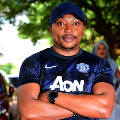 aCreole's profile picture. We are all apprentices in a craft where no one ever becomes a master • Dulcius ex Asperis • Per Aspera ad Astra • RA • Die wahrheit ist irgendwo da draußen •