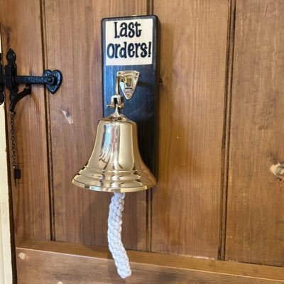 happyartsuk's profile picture. 