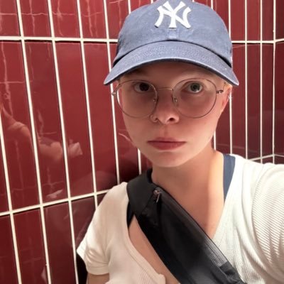 halkiasupdates's profile picture. girls will be boys and boys will be girls