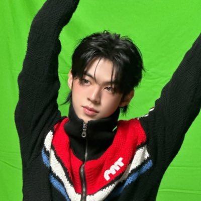 owowcs's profile picture. 