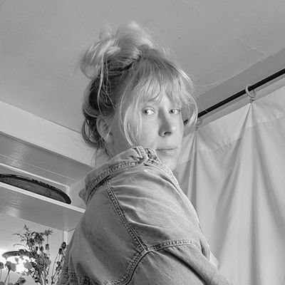 BlondieBlooms's profile picture. girl next door 🤫 I chat on my Onlyfans 😍⬇️