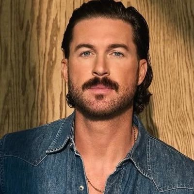 green_rile81830's profile picture. 