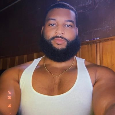 ken_squirrel's profile picture. Film Nerd •                                                       Aspiring screenwriter •                               Gamer- PSN: kenb429