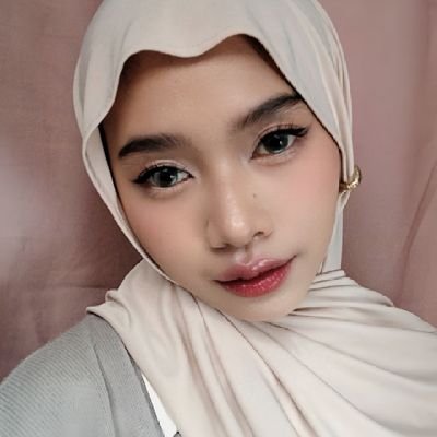 s0ftgurll's profile picture. · ♡ : 00 ; ꒰ Talk more about skincare, makeup, ootd, crochet, fangirling | dm for any inquiries 🧚✨ Wardah Youth Ambassador '3 ♡ ﾟ. ִ ֗ 𓏸