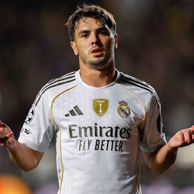 GKazzi7757303's profile picture. 12🇪🇸/fn player for @VynzClub /contact:md