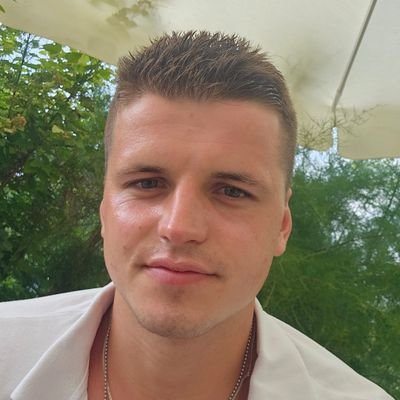 MichaMicha15143's profile picture. 