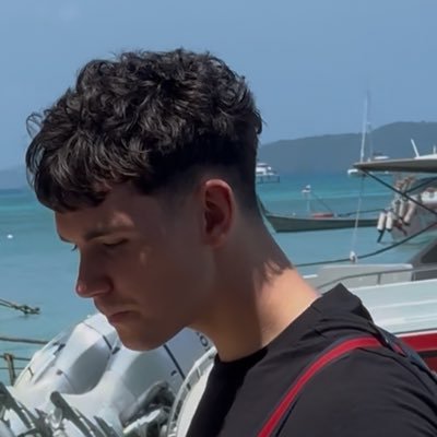 PatrickBarii's profile picture. Testing new ecom products weekly. Sharing real data, wins, failures and stuff i learn along the way. DM’s open for other builders.