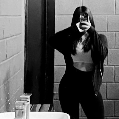 mieelBonita's profile picture. find my soul