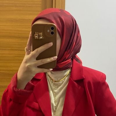 kendihalinde115's profile picture. She is the daughter of mountains, carrying the strength of the stones in her spirit.