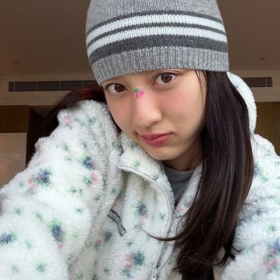 JYOZYOO's profile picture. ㅤ 
ℳarvelous—Notivum Performer, 1997th. 𖣁 ⠾“작은 천사.. ♡” Lullabies heard amongst stars she sings on the resonant clouds. ༉‧₊